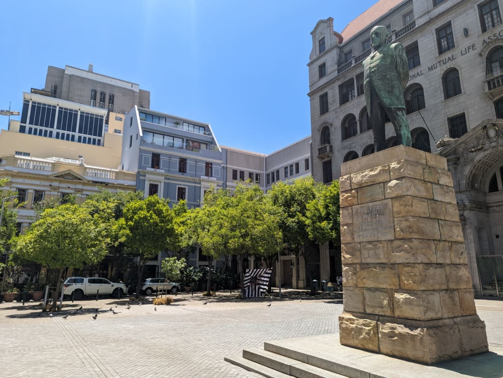 Church Square on our Historic Cape Town walking tour