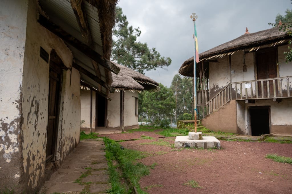 Palace in Ethiopia day trip for one long layover